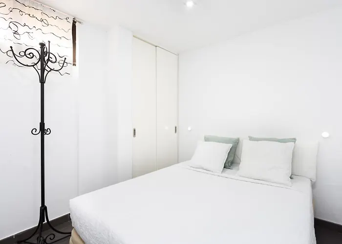 Dialez Holidays - Santiago